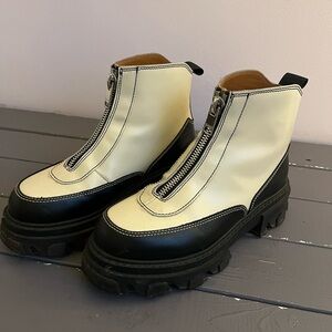 GANNI POLIDO Womens Leather Zip Ankle Boots